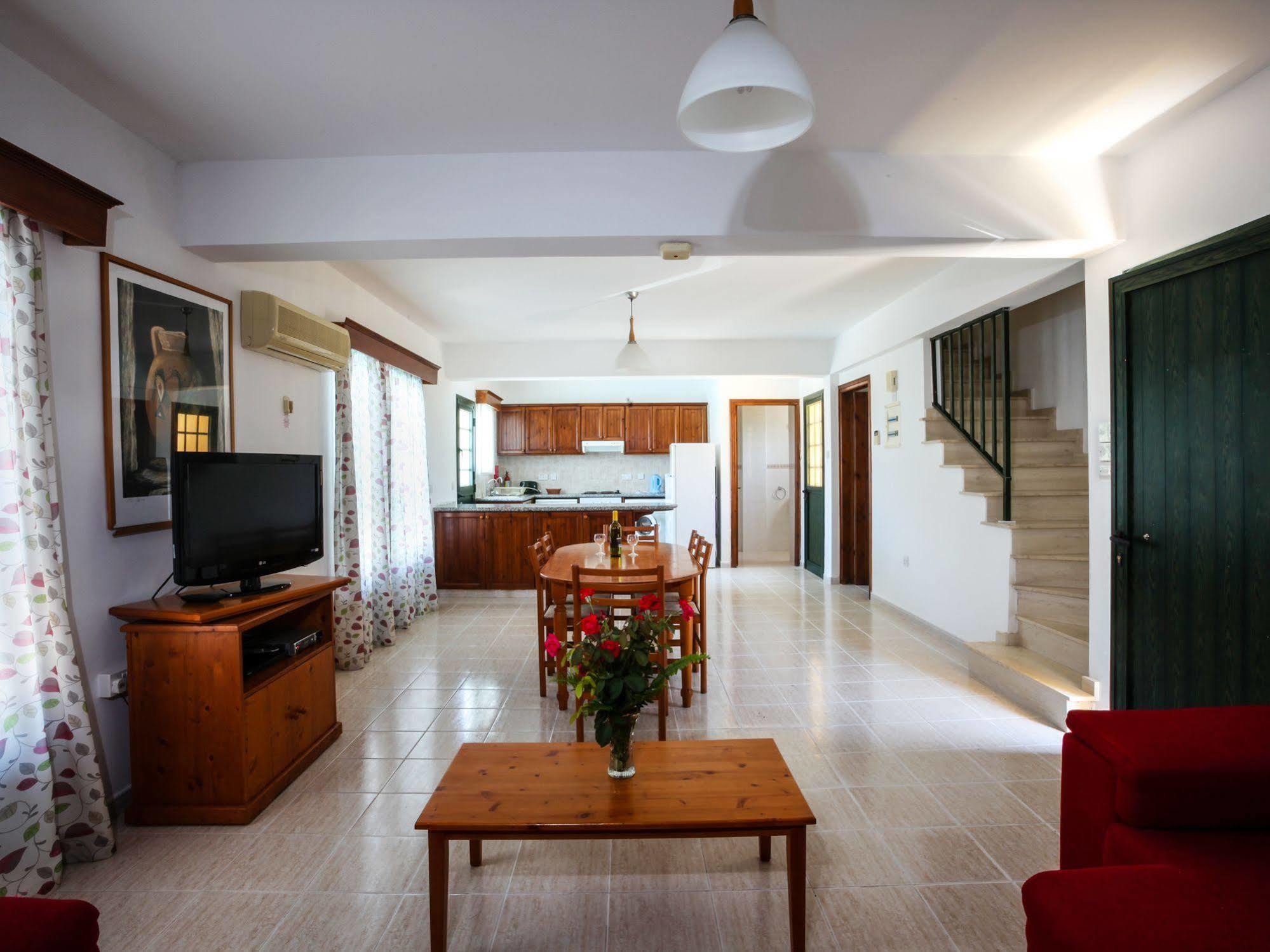 Kotsias Corallia Villas Coral Bay Extérieur photo